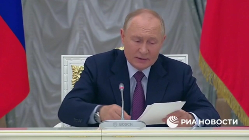 Путин указал на важность защиты прав российских инвесторов за рубежом