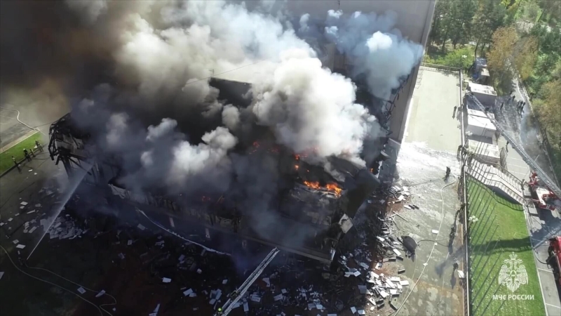 Демешин призвал проверить работу нелегалов при ремонте театра в Хабаровске