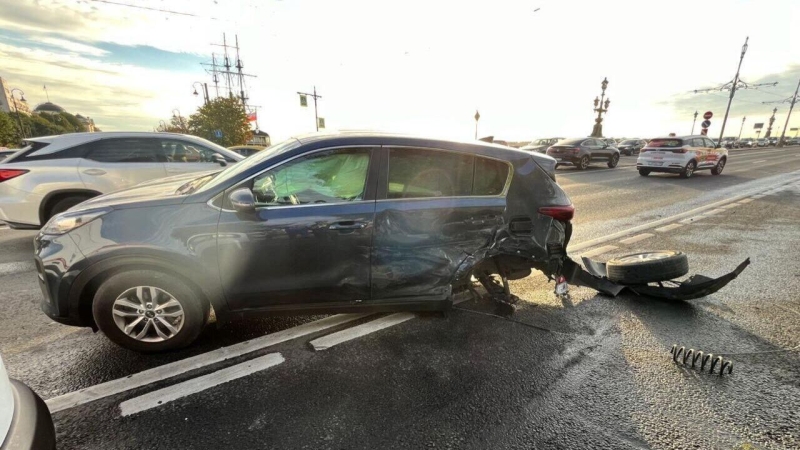 В массовом ДТП в Петербурге погибла беременная женщина