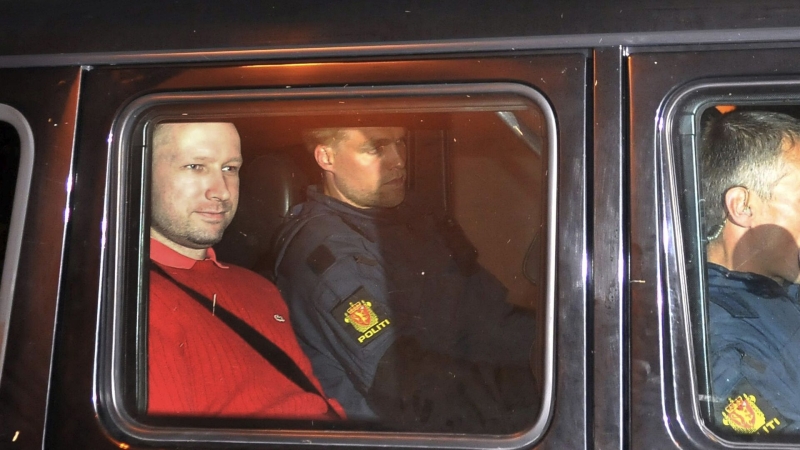 Суд оштрафовал жителя Петербурга за поддержку теракта Брейвика