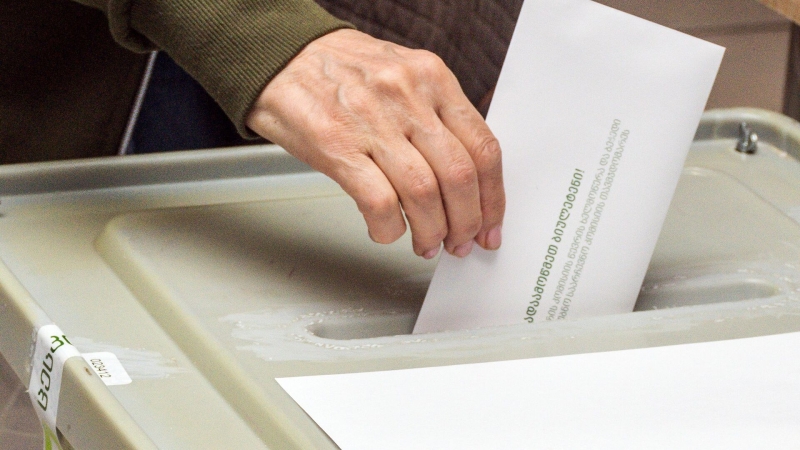 В Грузии закрылись избирательные участки