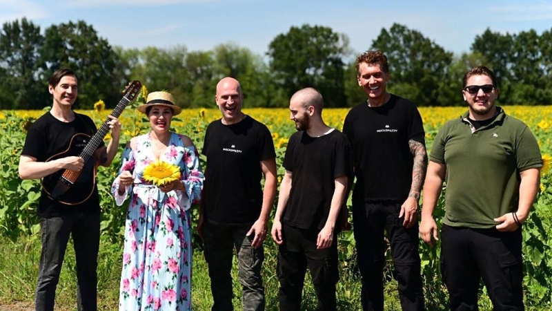 Власти Москвы рассказали, как учреждения культуры помогают участникам СВО