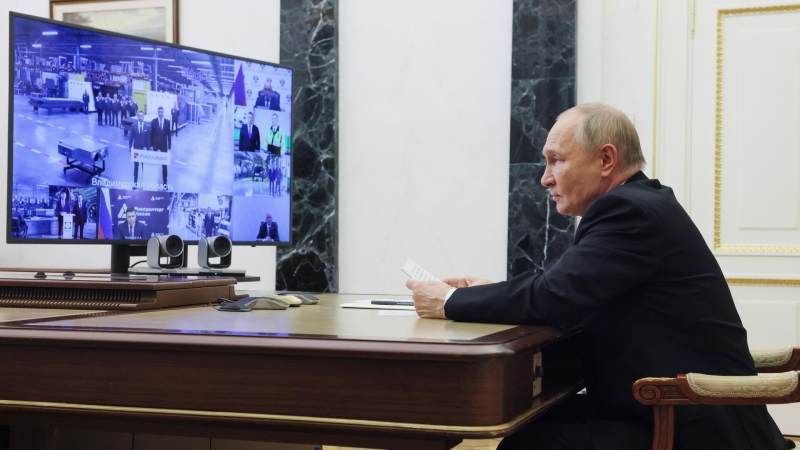 Путин заявил о приоритетной поддержке индустриальных проектов