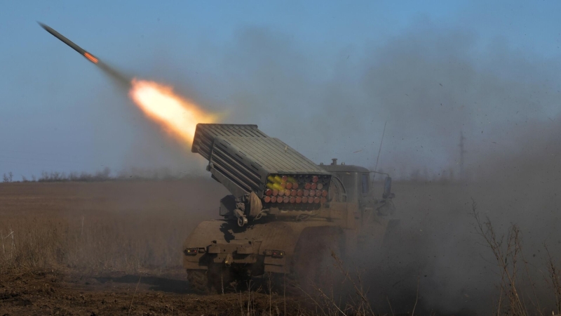 ВСУ потеряли более 300 военных в Курской области за сутки