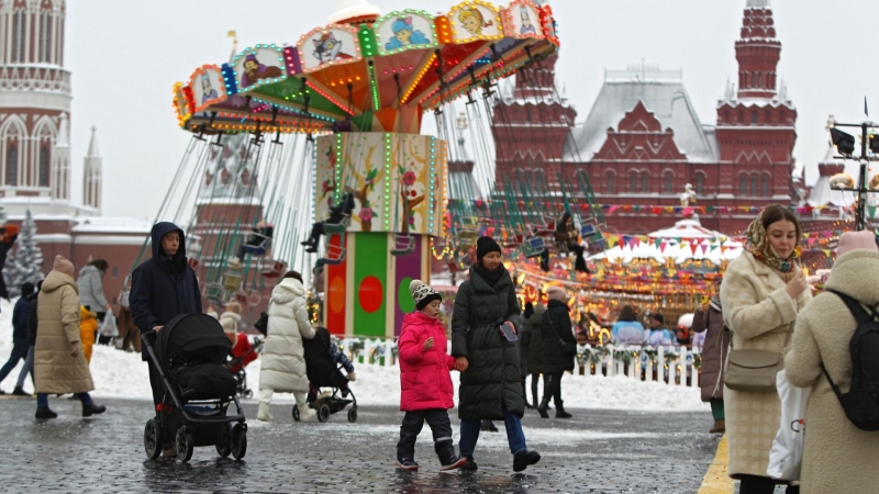 Выходные и праздники в январе-2025: как работаем и отдыхаем