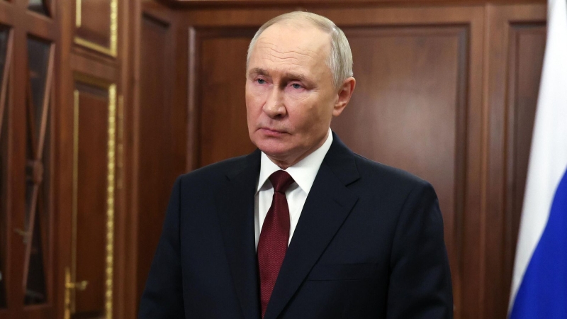 Путин подписал закон о штрафах за пропаганду чайлдфри