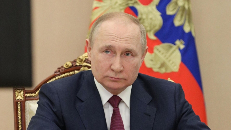 Путин поздравил работников налоговых органов с профессиональным праздником