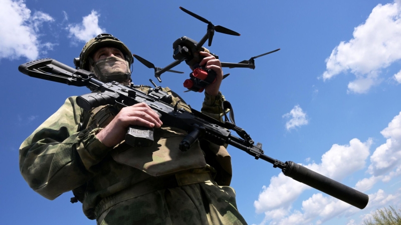 Российский разведдрон сбил украинский коптер в Новгородском