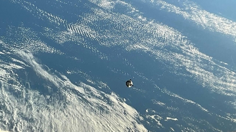 Российский корабль увел МКС от столкновения с космическим мусором