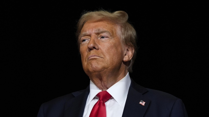 Победа Трампа на выборах лишит существование НАТО смысла, считает аналитик