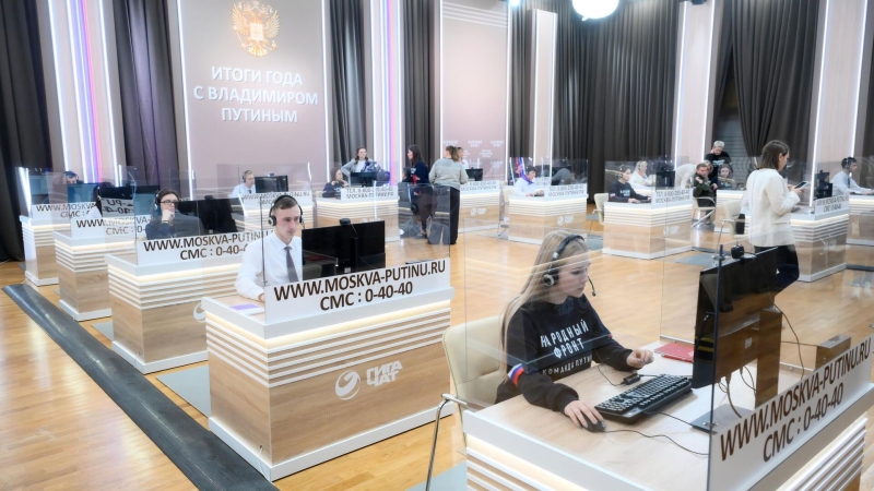 В Кремле оценили помощь ИИ при обработке вопросов к прямой линии Путина