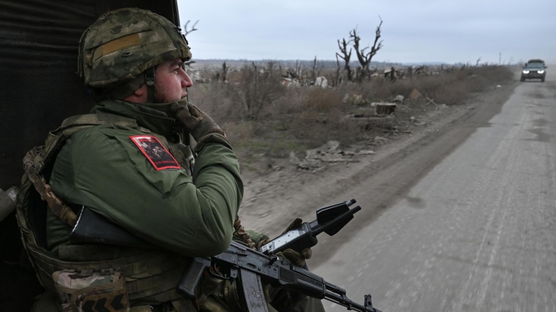 Саперы в Запорожской области разминируют местность от натовских мин