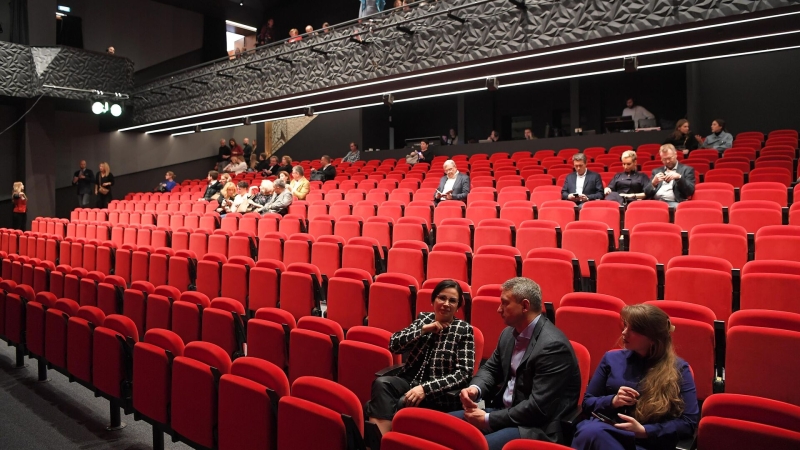 Как выбрать места в театре: особенности партера, амфитеатра и балкона