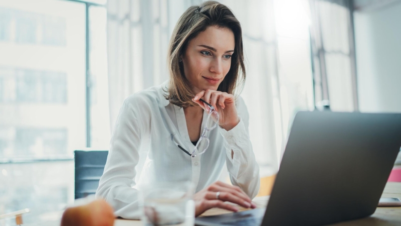 Закон о маркировке рекламы в интернете 2025: новые правила и штрафы