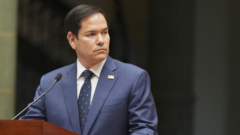 Журналист случайно попал в чат Белого дома при обсуждении ударов по хуситам