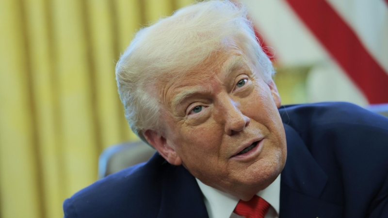 Администрация Трампа ограничила чиновникам доступ к отчетам разведки