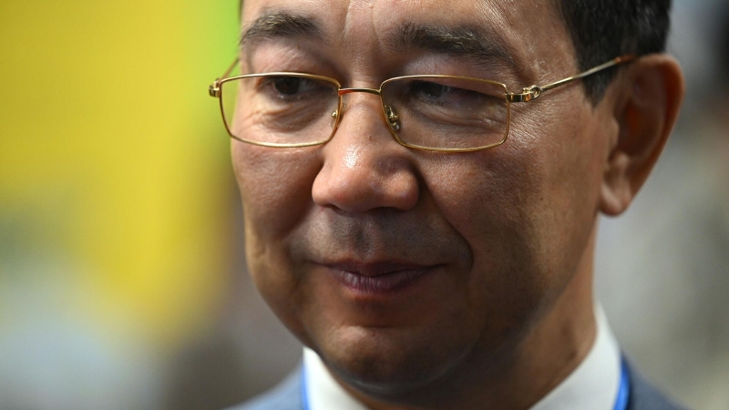 Глава Якутии поздравил жителей республики с 80-летием Победы