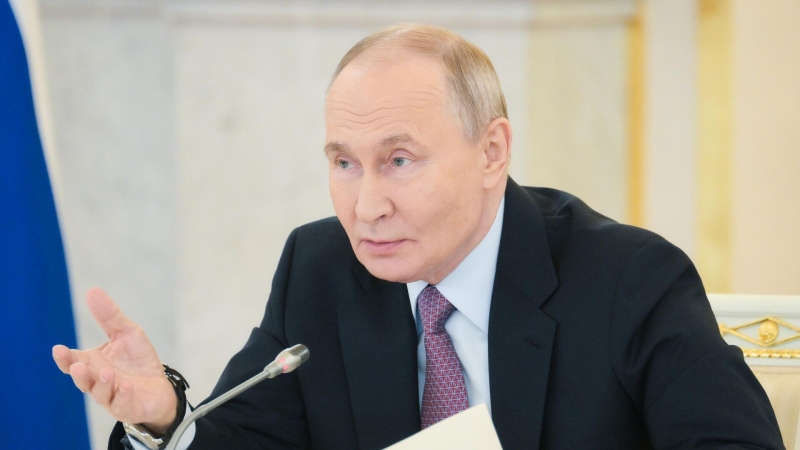 Путин обсудит вопрос суверенитета в сфере коммуникационных сервисов 4 июня