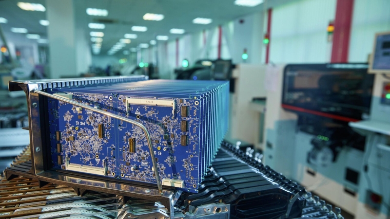 Ликсутов: выпуск оптики и электроники увеличился в Москве