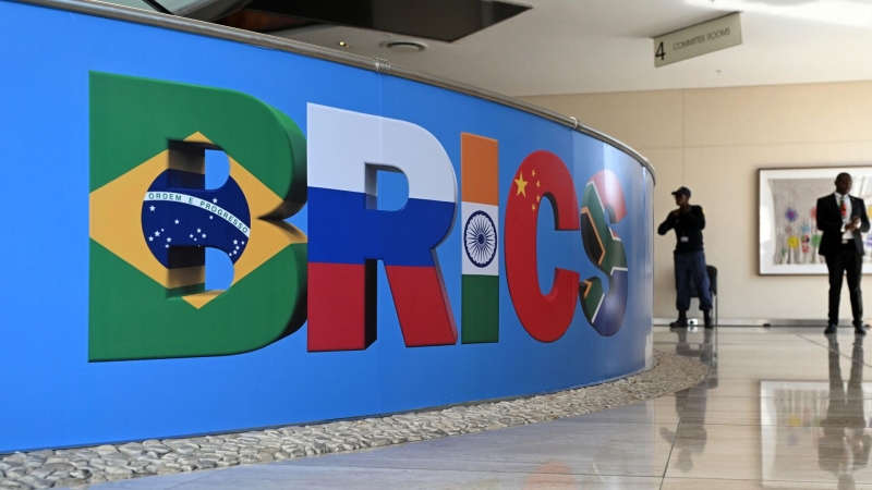 Силуанов рассказал об обсуждении в БРИКС запуска новой инвестплатформы