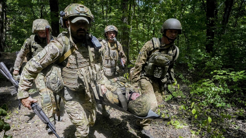 БПЛА доставляют припасы для бойцов ВС России в Запорожской области