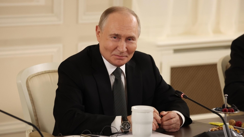 Форум АСИ приобретает международный характер, заявил Путин