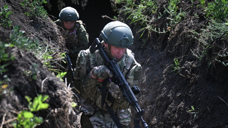 БПЛА доставляют припасы для бойцов ВС России в Запорожской области