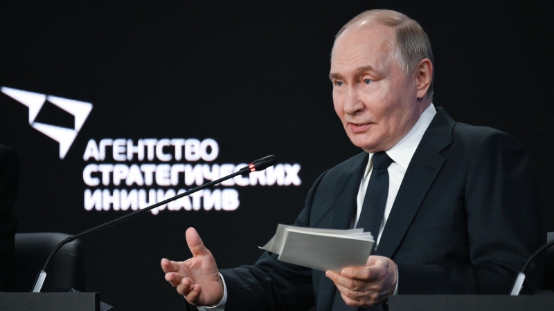 России предстоит запустить новый этап развития технологий, заявил Путин