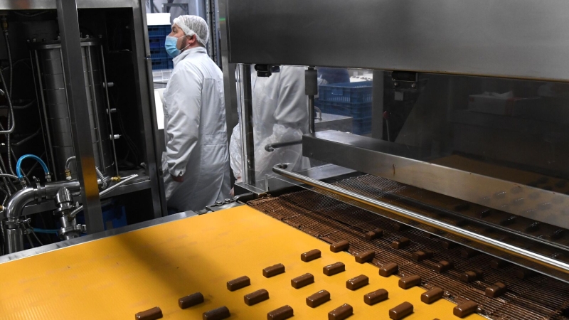 Казахстан стал главным импортером российского шоколада