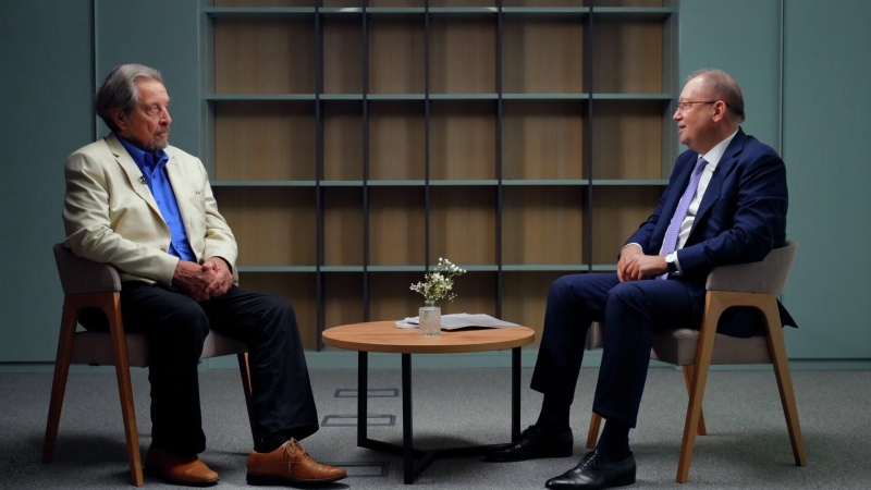 Отец Маска похвалил качество российских ракет