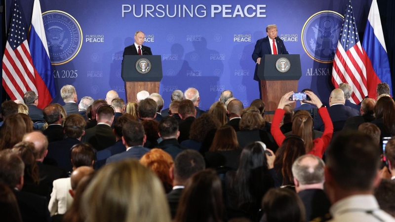 Французский политик назвал встречу Путина и Трампа на Аляске исторической