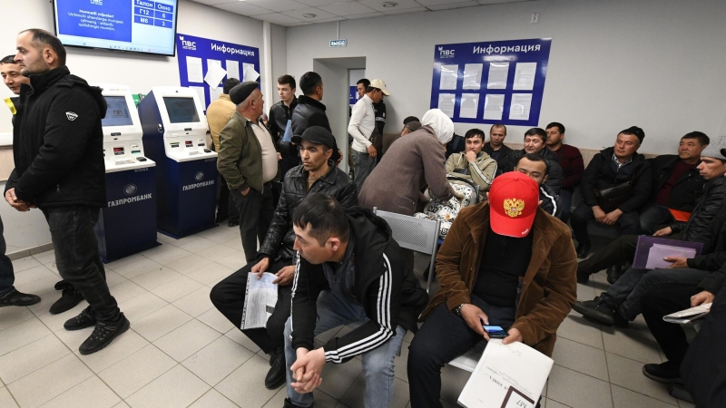 Мигранты должны органично влиться в русский мир, считает епископ