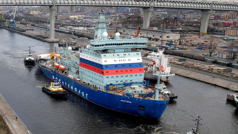 Путин считает искусственный интеллект одним из вызовов современности