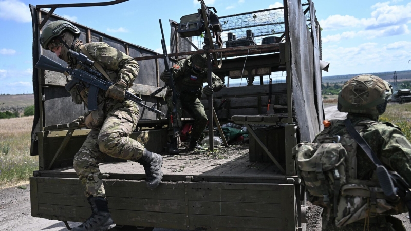 Окраины Часова Яра полностью зачищены от ВСУ, рассказал боец ВС России