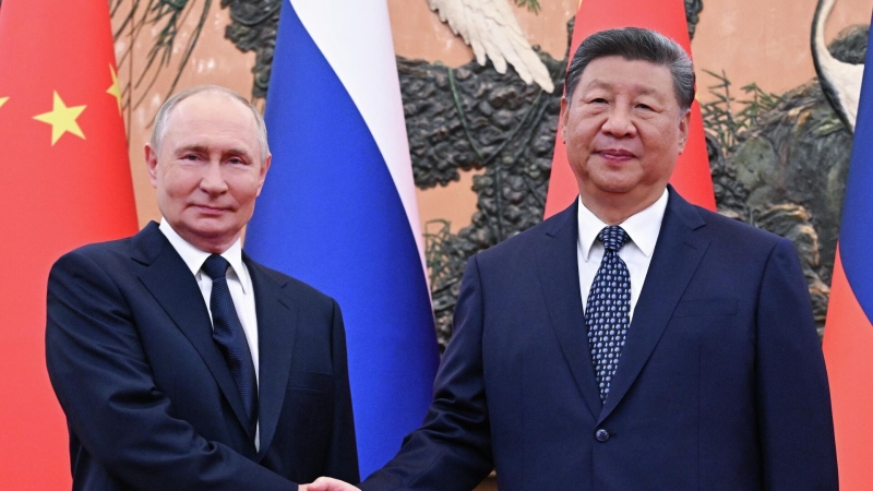 Китай готов укреплять связи с Россией на высоком уровне, заявил Си Цзиньпин