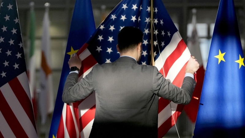 СМИ: Anthropic перестанет продавать ИИ-сервисы китайским компаниям