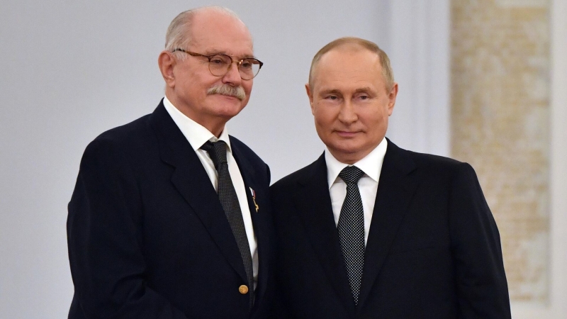 Путин назвал позитивным влияние, которое Михалков оказывает на поколения