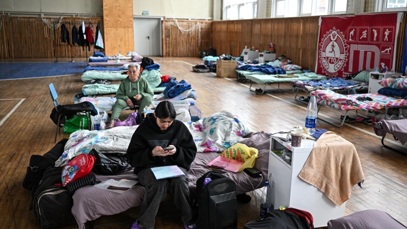 Правительство обсудит компенсацию регионам расходов на питание беженцев