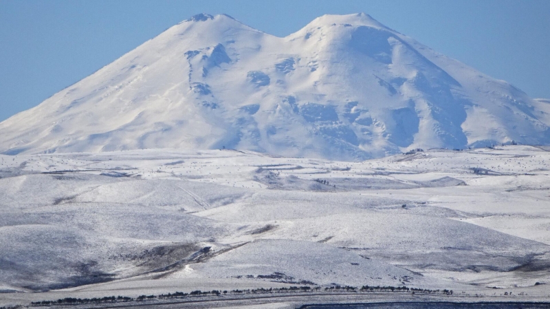 СК возбудил дело из-за гибели двух человек на вулкане Вилючинская сопка