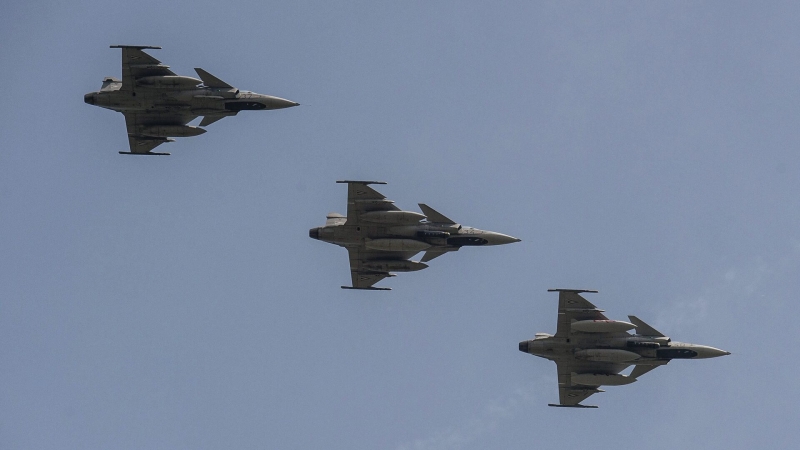 Украина и Швеция договорились о поставке до 150 боевых самолетов Gripen