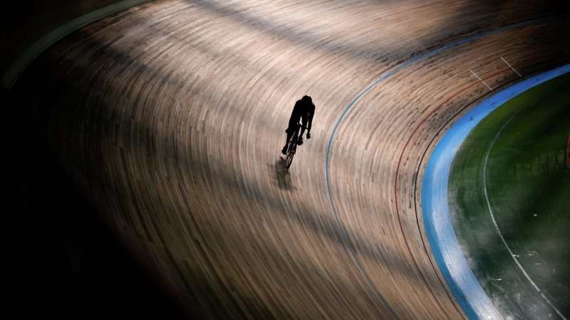 Иван Ермаков завоевал третью медаль на ЧМ по паравелоспорту на треке