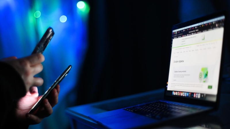 Россиянам рассказали, как мошенники могут украсть биометрические данные