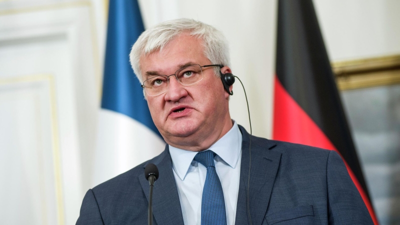 СМИ: Зеленский перед звонком Трампу проконсультируется с союзниками