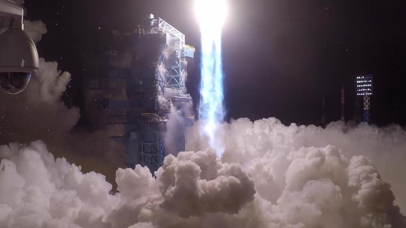 Правительство направит средства на создание четырех спутников связи