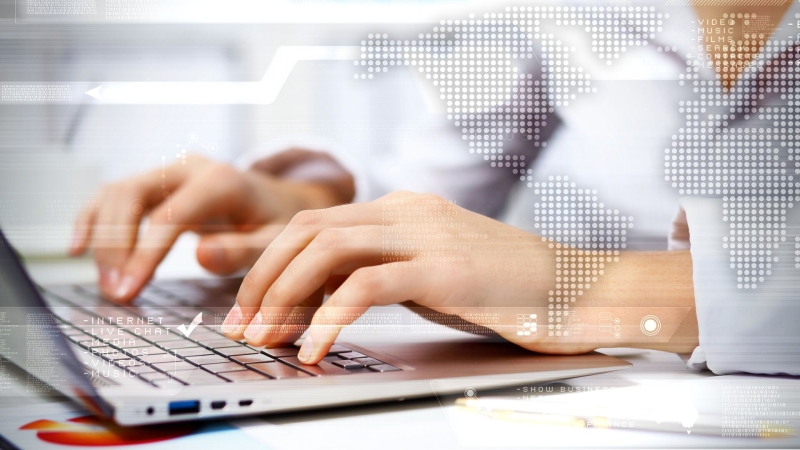 В Минцифры обсуждают создание сервиса для проверки контента на ИИ