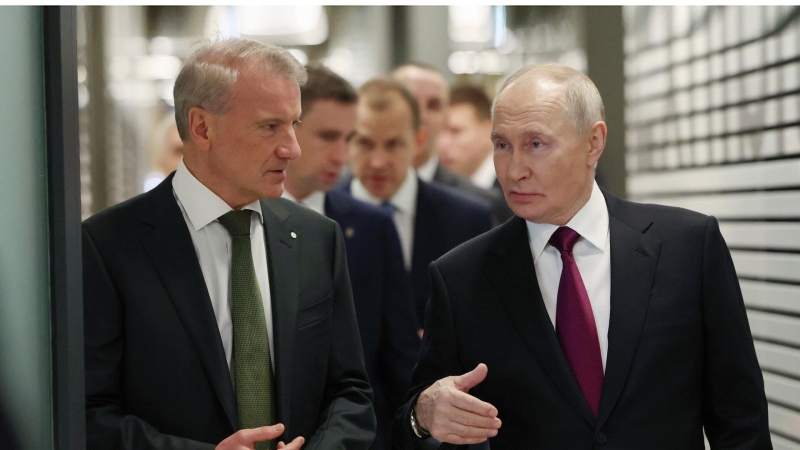 Путин в своей работе не пользуется искусственным интеллектом, заявил Песков