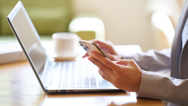 Самозанятые в России смогут оформлять больничные с 1 января 2026 года