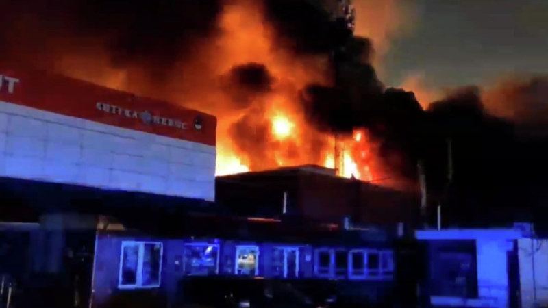 В Находке ликвидировали пожар на складе