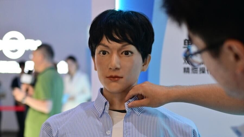 Хакеры могут перехватывать контроль над роботами, сообщают СМИ