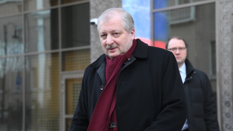 Посол России в США посетил рождественский прием конгрессвумен Луны